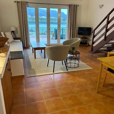 Casas Do Porto Mosteiros (Azores)