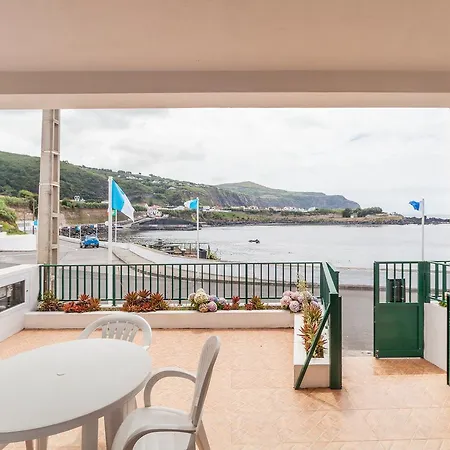 Casas Do Porto * Mosteiros (Azores)